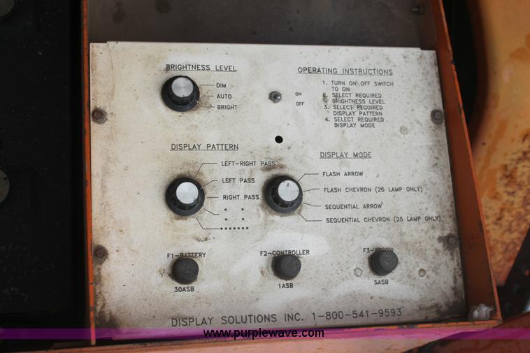 image for item 6314 1997 Winko Sunray arrow board