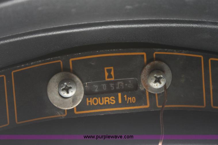 image for item 6325 2003 Cub Cadet 3204 mower