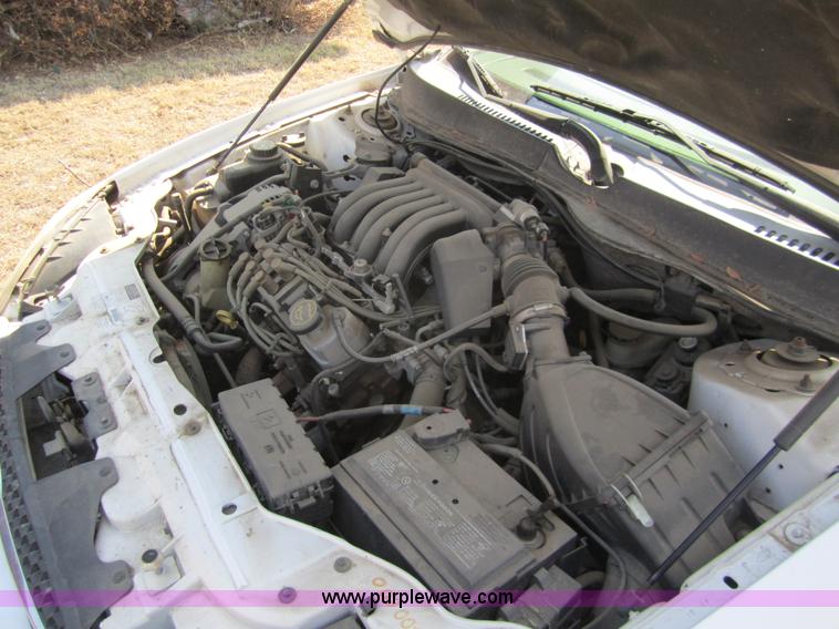 image for item 6434 2002 Ford Taurus SE