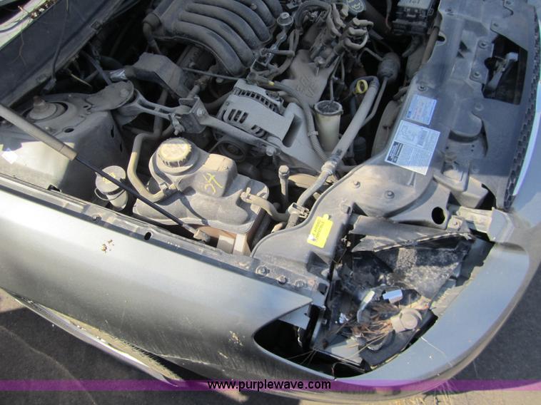 image for item 6436 2002 Ford Taurus SE