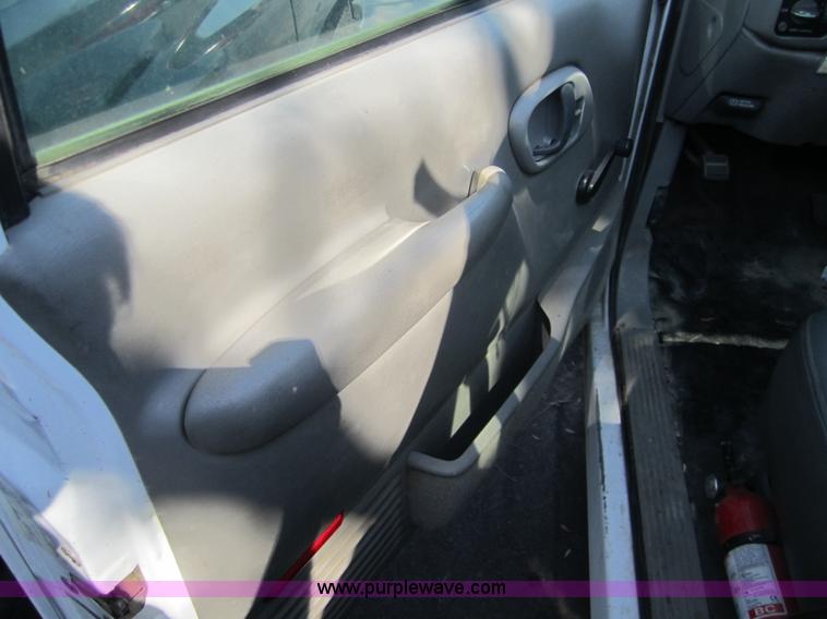 image for item 6437 1997 Chevrolet C1500 pickup truck