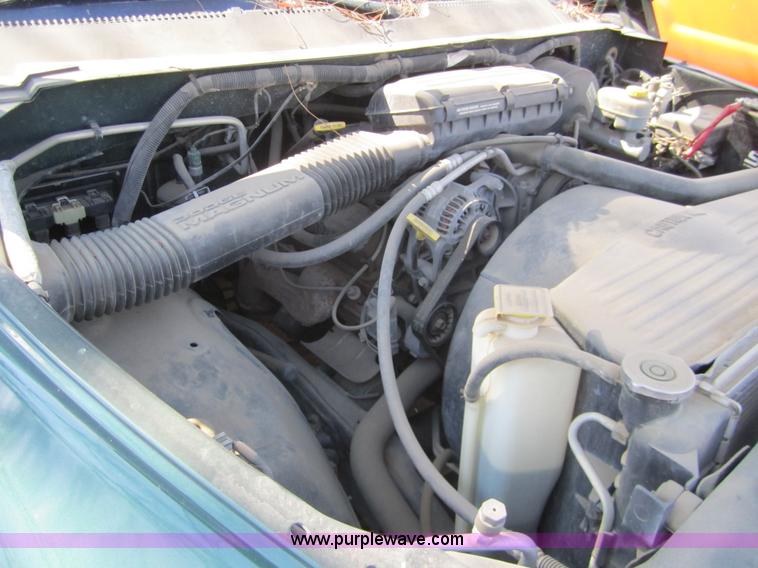 image for item 6438 1999 Dodge Ram 1500 pickup truck