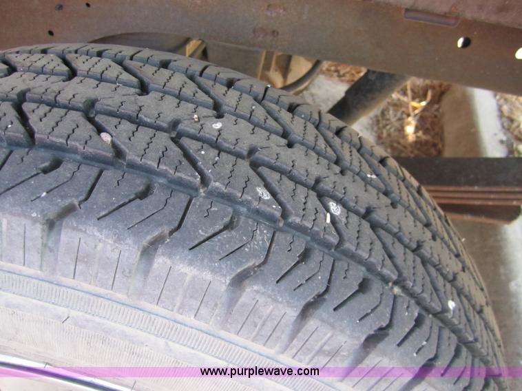 image for item 6438 1999 Dodge Ram 1500 pickup truck