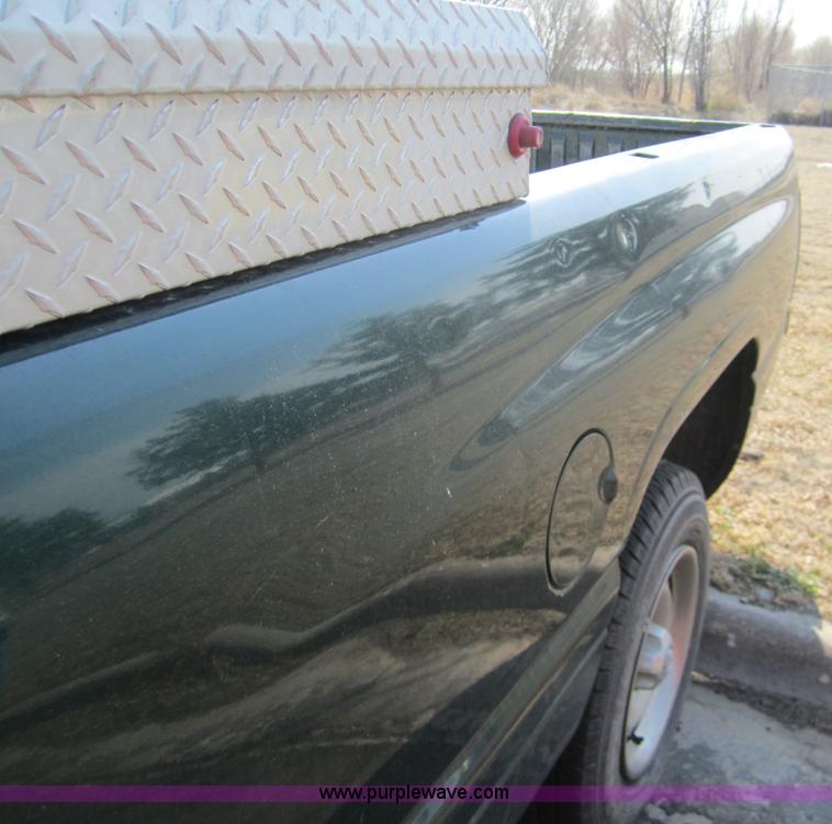 image for item 6438 1999 Dodge Ram 1500 pickup truck