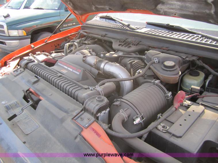 image for item 6439 2003 Ford F250 XL Super Duty pickup truck