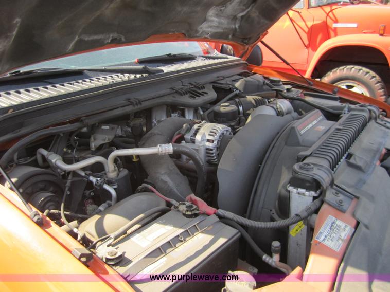 image for item 6439 2003 Ford F250 XL Super Duty pickup truck