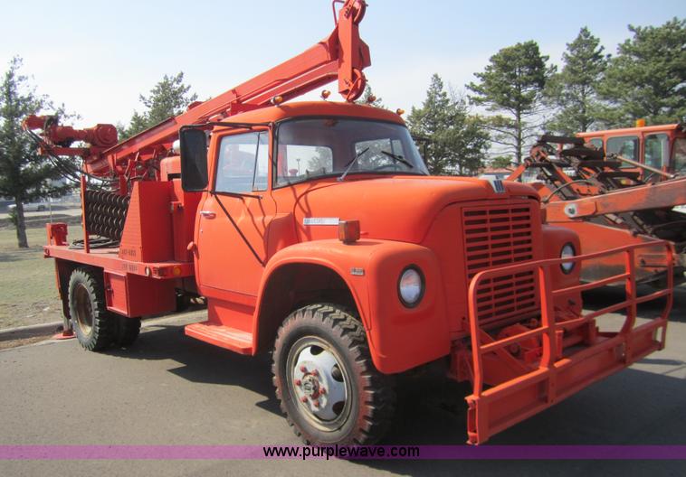 image for item 6440 1973 International Loadstar 1600 truck with core drill attachment