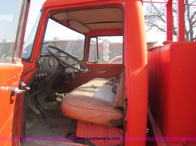 image for item 6440 1973 International Loadstar 1600 truck with core drill attachment