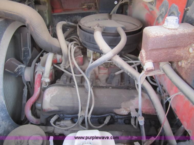 image for item 6440 1973 International Loadstar 1600 truck with core drill attachment