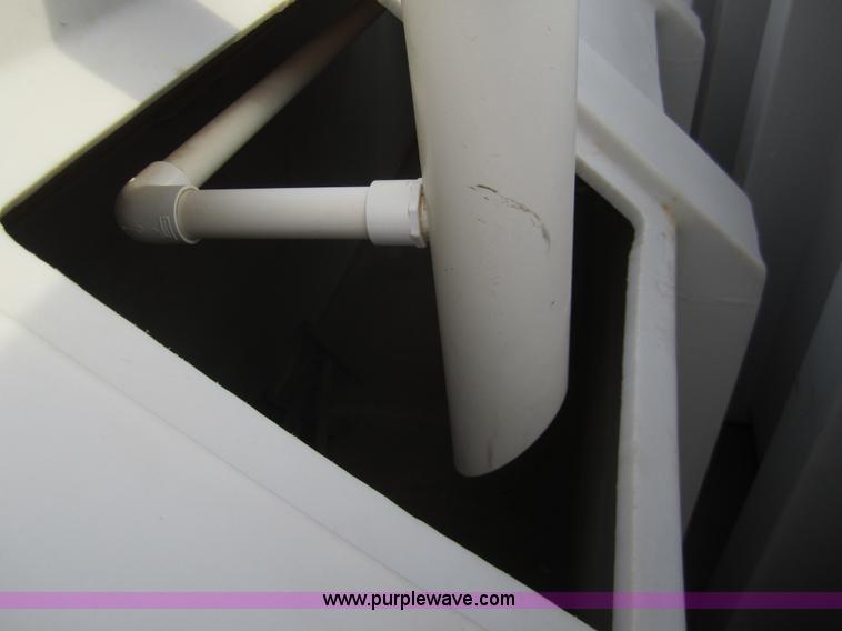 image for item 6445 1998 Varitech SB600 brine tank