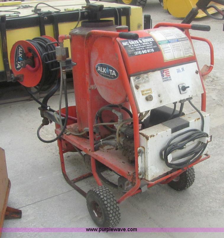 image for item 7033 2003 Alkota 3122T portable pressure washer