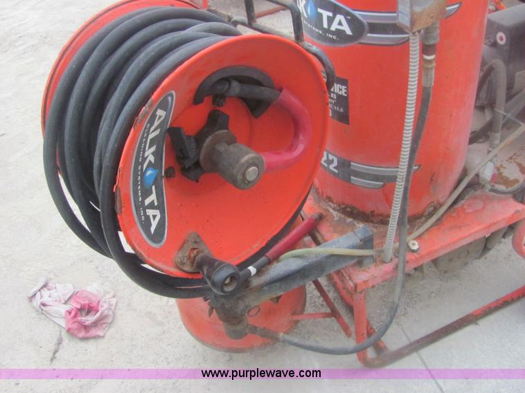 image for item 7033 2003 Alkota 3122T portable pressure washer