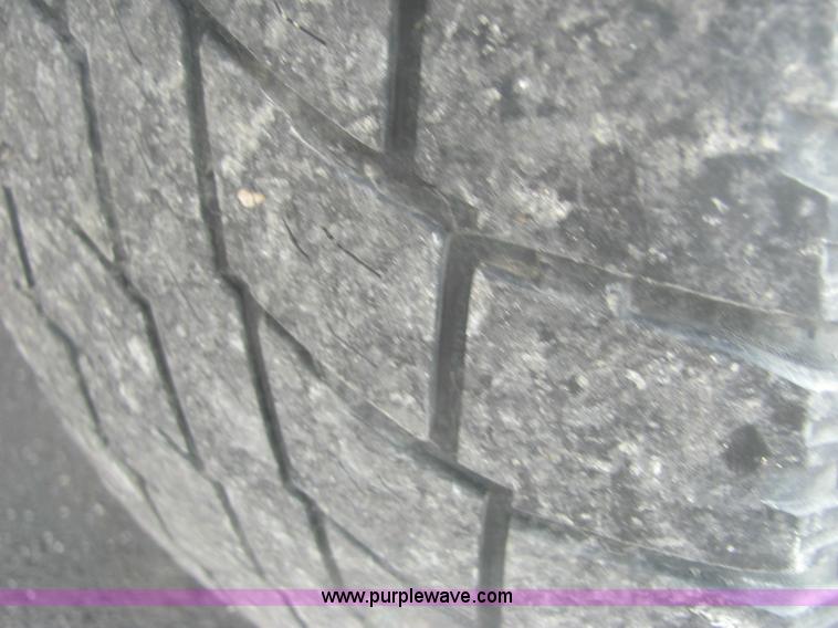 image for item 7035 1999 Chevrolet C2500 pickup truck