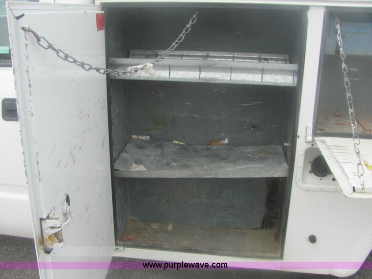 image for item 7035 1999 Chevrolet C2500 pickup truck