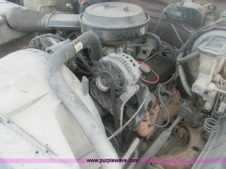 image for item 7038 1994 Chevrolet C1500 W/T pickup truck