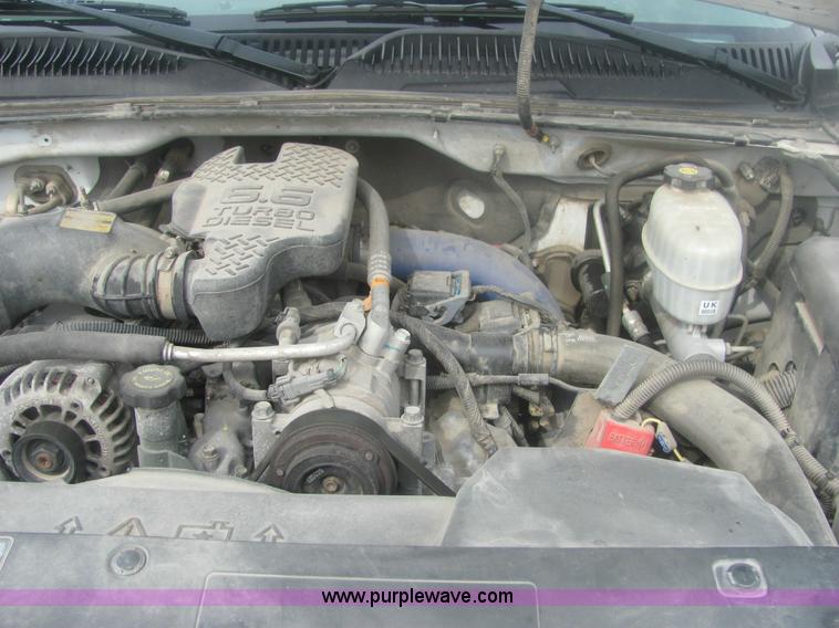 image for item 9151 2003 Chevrolet C3500 Silverado pickup truck