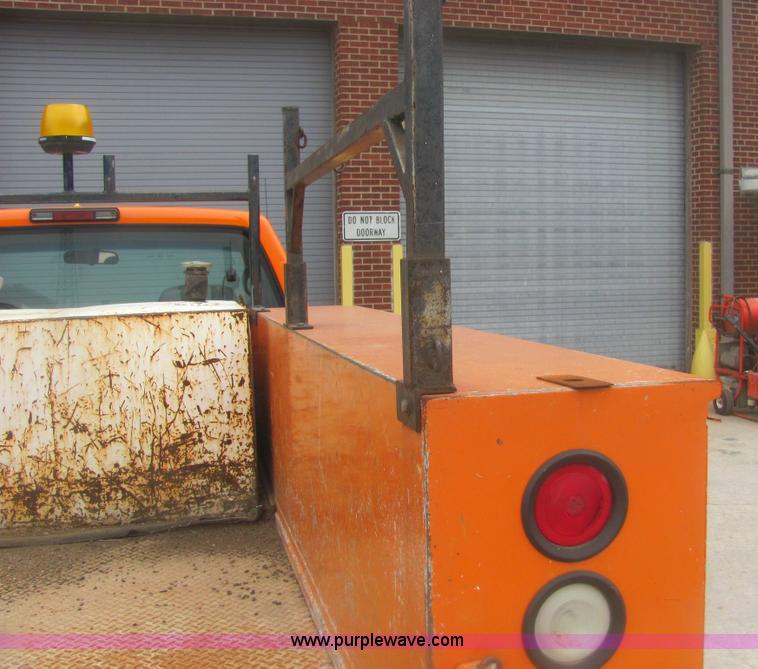 image for item 9152 1999 Chevrolet C2500 pickup truck