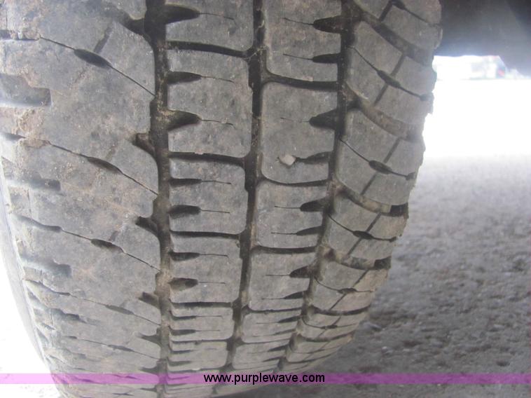 image for item 9152 1999 Chevrolet C2500 pickup truck