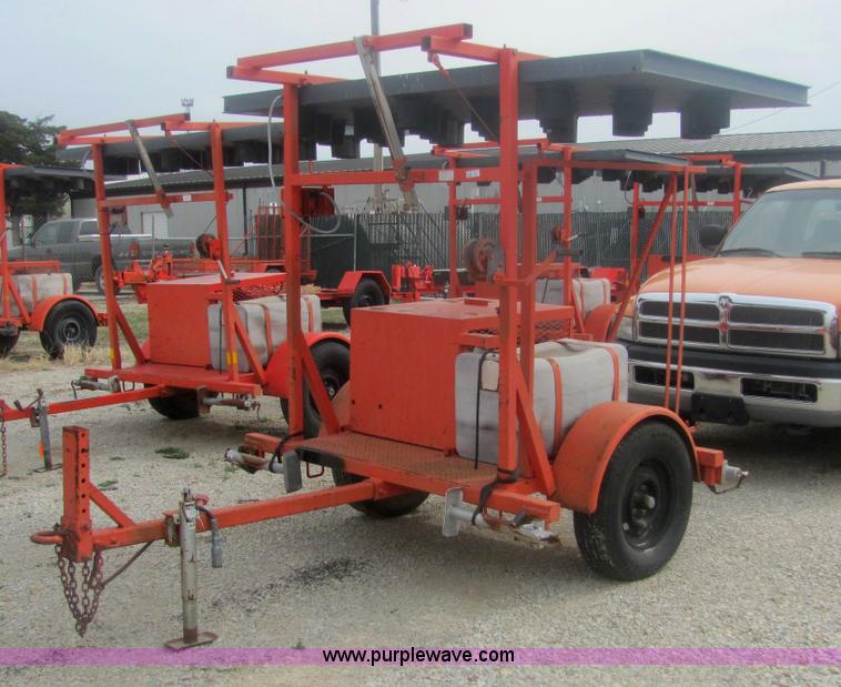 image for item 9155 1993 Wanco WTDB8-SAC portable arrow board