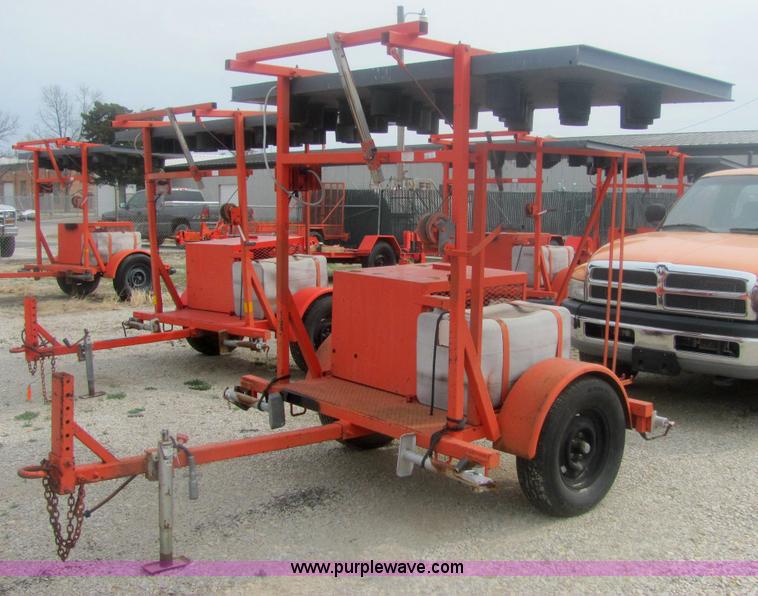 image for item 9155 1993 Wanco WTDB8-SAC portable arrow board