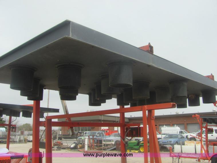 image for item 9155 1993 Wanco WTDB8-SAC portable arrow board