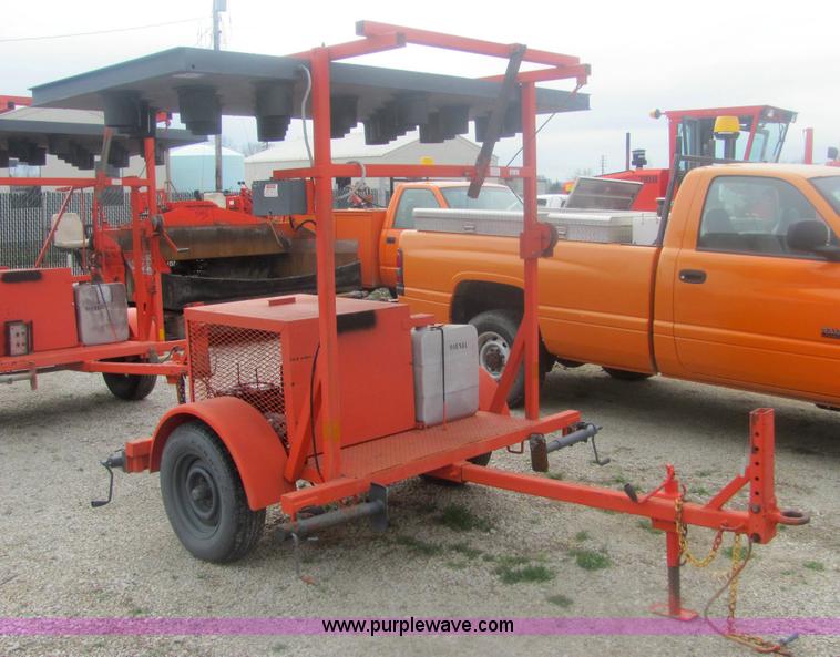 image for item 9157 1994 Wanco WTDB8-SAC portable arrow board