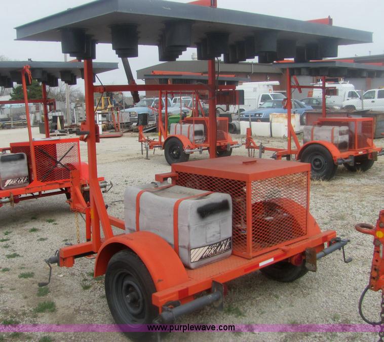 image for item 9157 1994 Wanco WTDB8-SAC portable arrow board