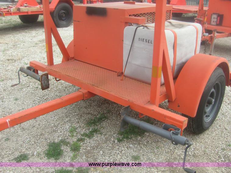 image for item 9157 1994 Wanco WTDB8-SAC portable arrow board