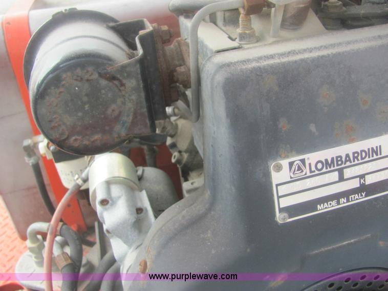 image for item 9157 1994 Wanco WTDB8-SAC portable arrow board