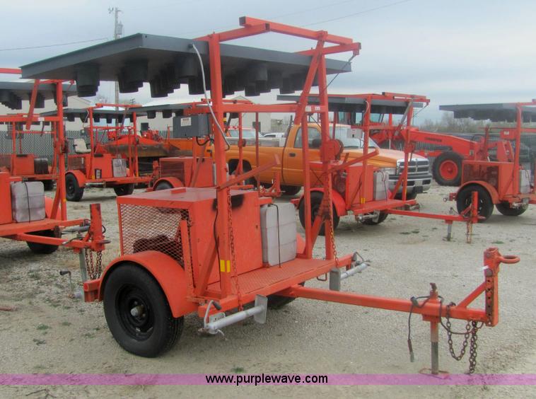 image for item 9160 1994 Wanco WTDB8-SAC portable arrow board