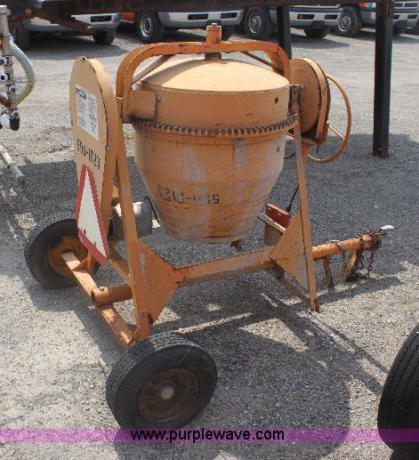 image for item 9185 1993 Gilson 59020 concrete mixer