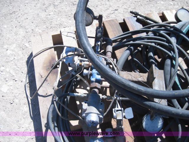 image for item 1958 (4) NH3 manually actuated regulators