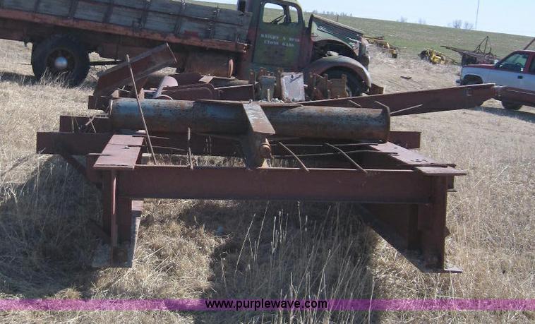 image for item 1972 Webb 30 ton scale