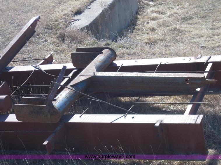 image for item 1972 Webb 30 ton scale