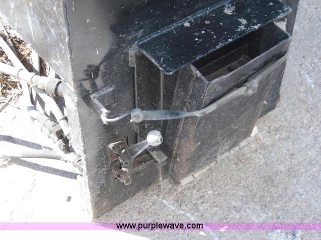 image for item 1982 Homemade cake feeder