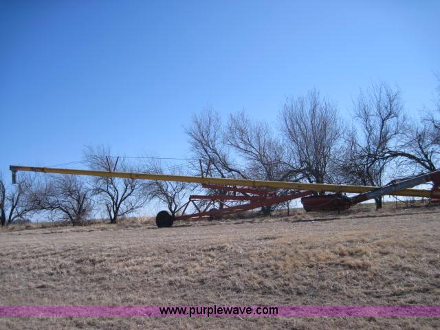 image for item 1983 Mayrath 10" x 71'L auger