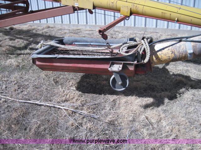 image for item 1985 Mayrath 10" x 71'L auger