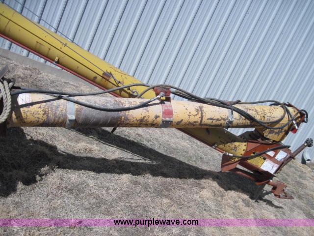 image for item 1985 Mayrath 10" x 71'L auger