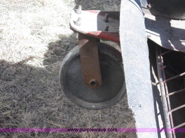 image for item 1985 Mayrath 10" x 71'L auger