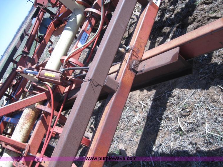 image for item 1986 Krause 4200 42' field cultivator