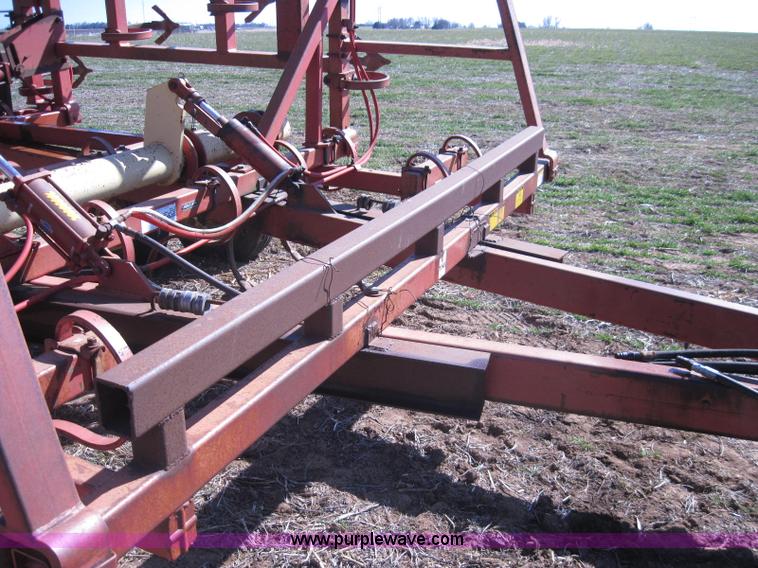 image for item 1986 Krause 4200 42' field cultivator