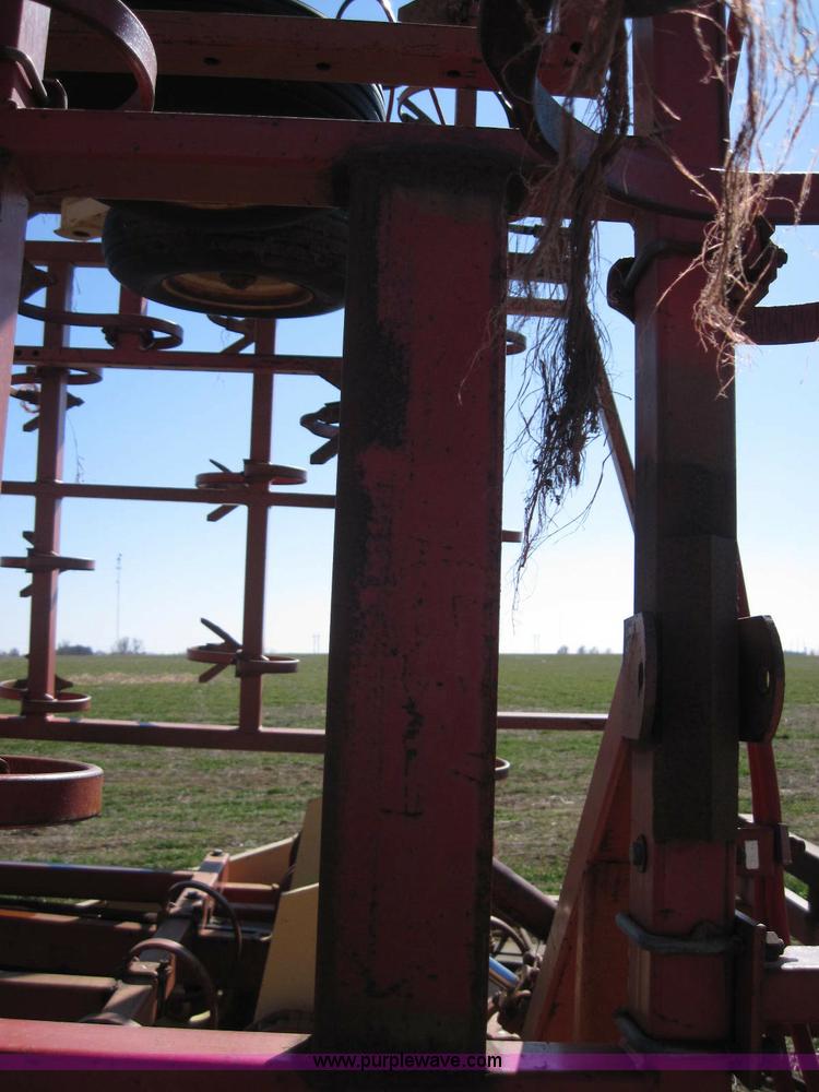 image for item 1986 Krause 4200 42' field cultivator