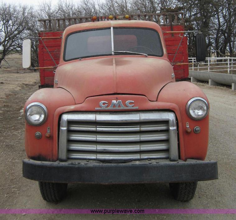 image for item 2000 1948 GMC wheat truck