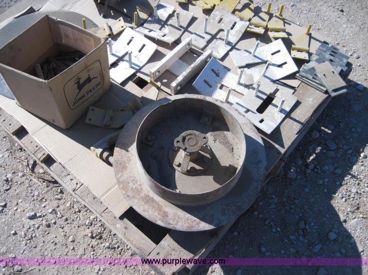 image for item 2003 Buffalo six row cultivator