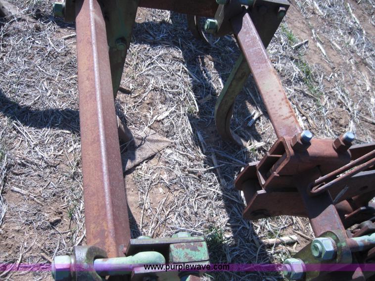image for item 2006 Six row row-crop cultivator