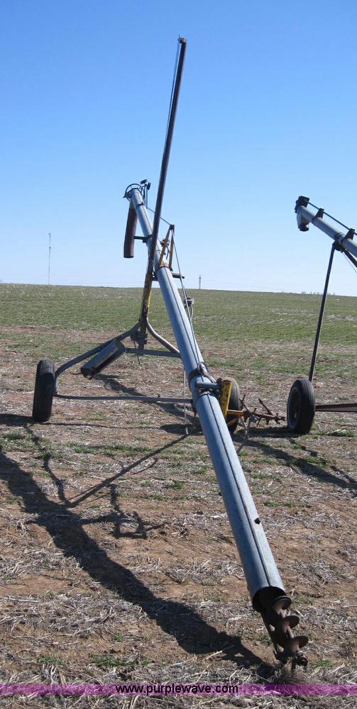 image for item 2008 6" x 35'L electric auger