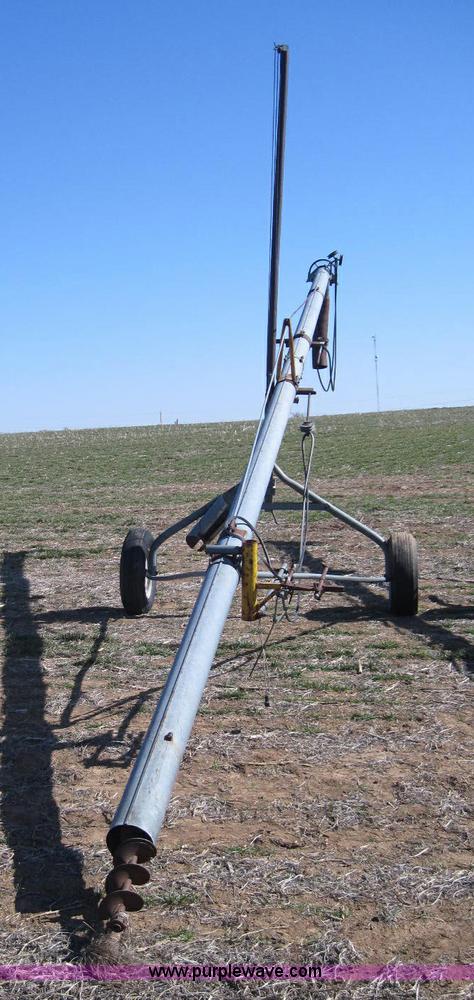 image for item 2008 6" x 35'L electric auger