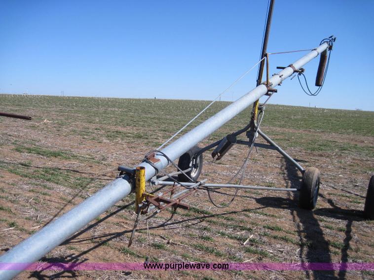 image for item 2008 6" x 35'L electric auger