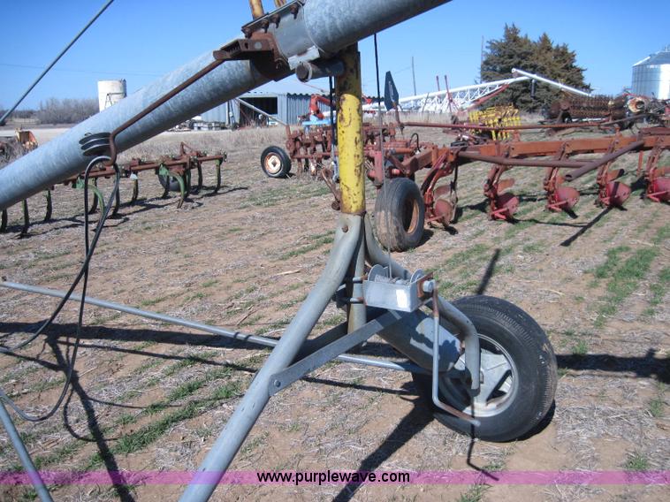 image for item 2008 6" x 35'L electric auger