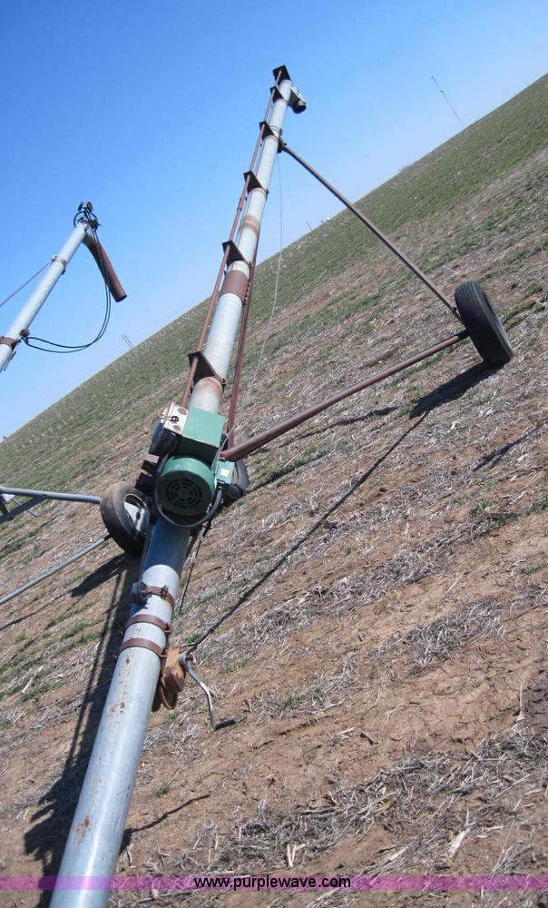 image for item 2009 6" x 35'L electric auger